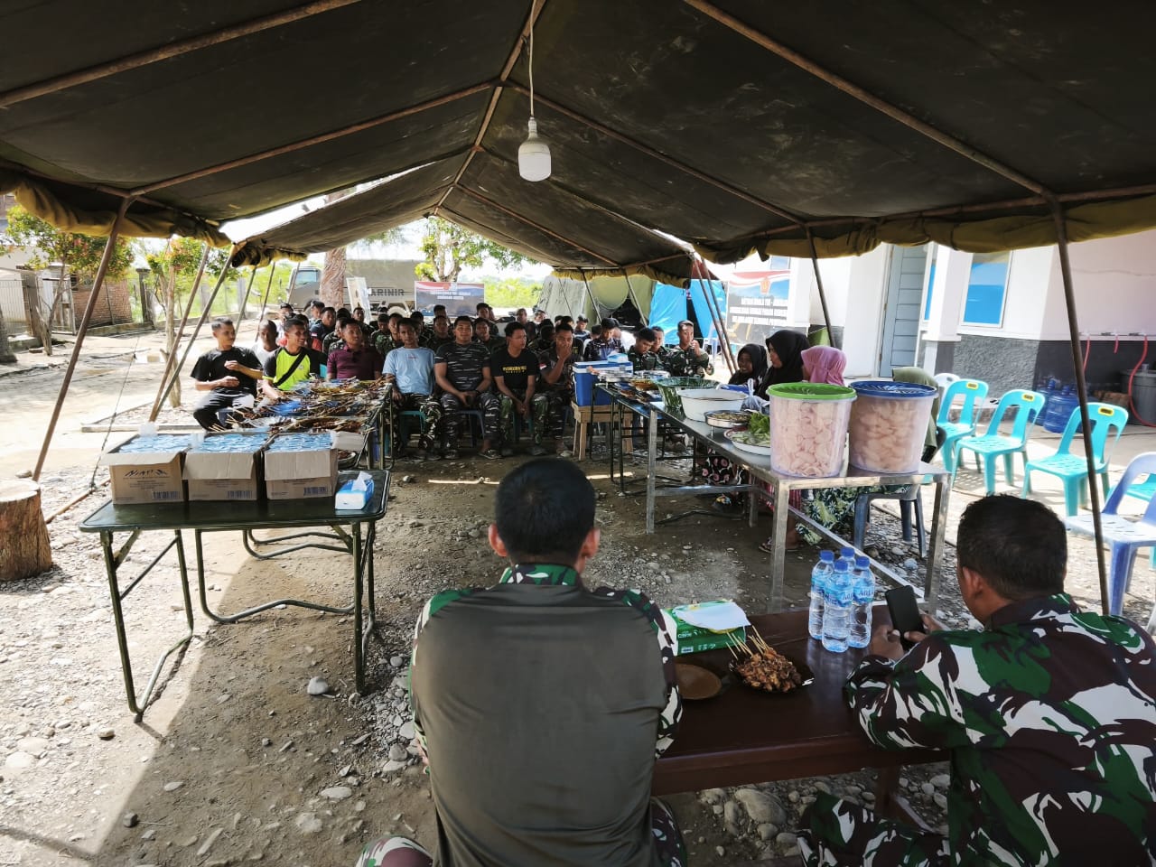 Satgas Kuala TNI–Jhonlin Laksanakan Tradisi Meugang Bersama Warga Aceh Tamiang