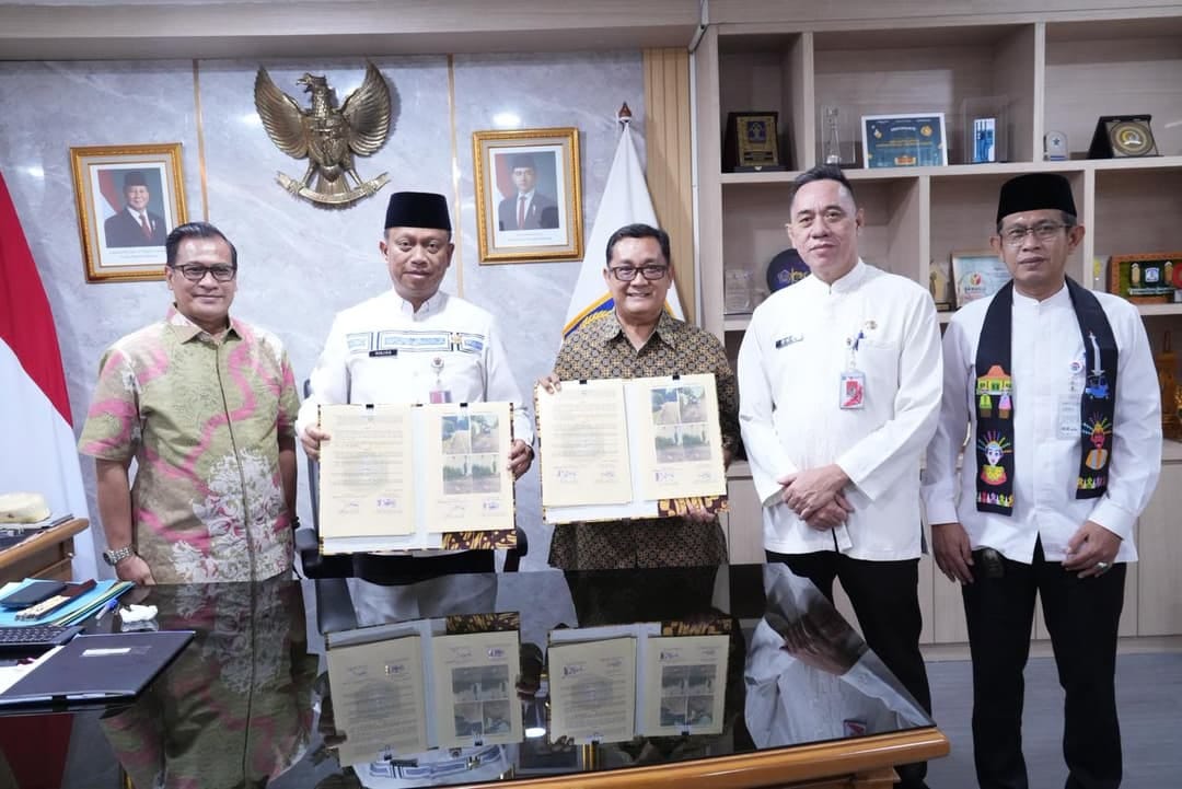 Pemkot Jaktim Terima Fasos-Fasum 11 Ribu Meter dari PT Frisian Flag Indonesia