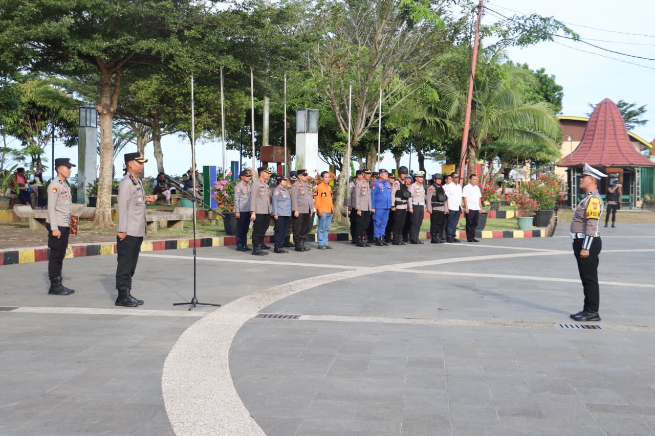 Kapolres Nias Pimpin Langsung Apel Kesiapan Pam Malam Takbiran dan Sholat Idul Fitri 1447 H