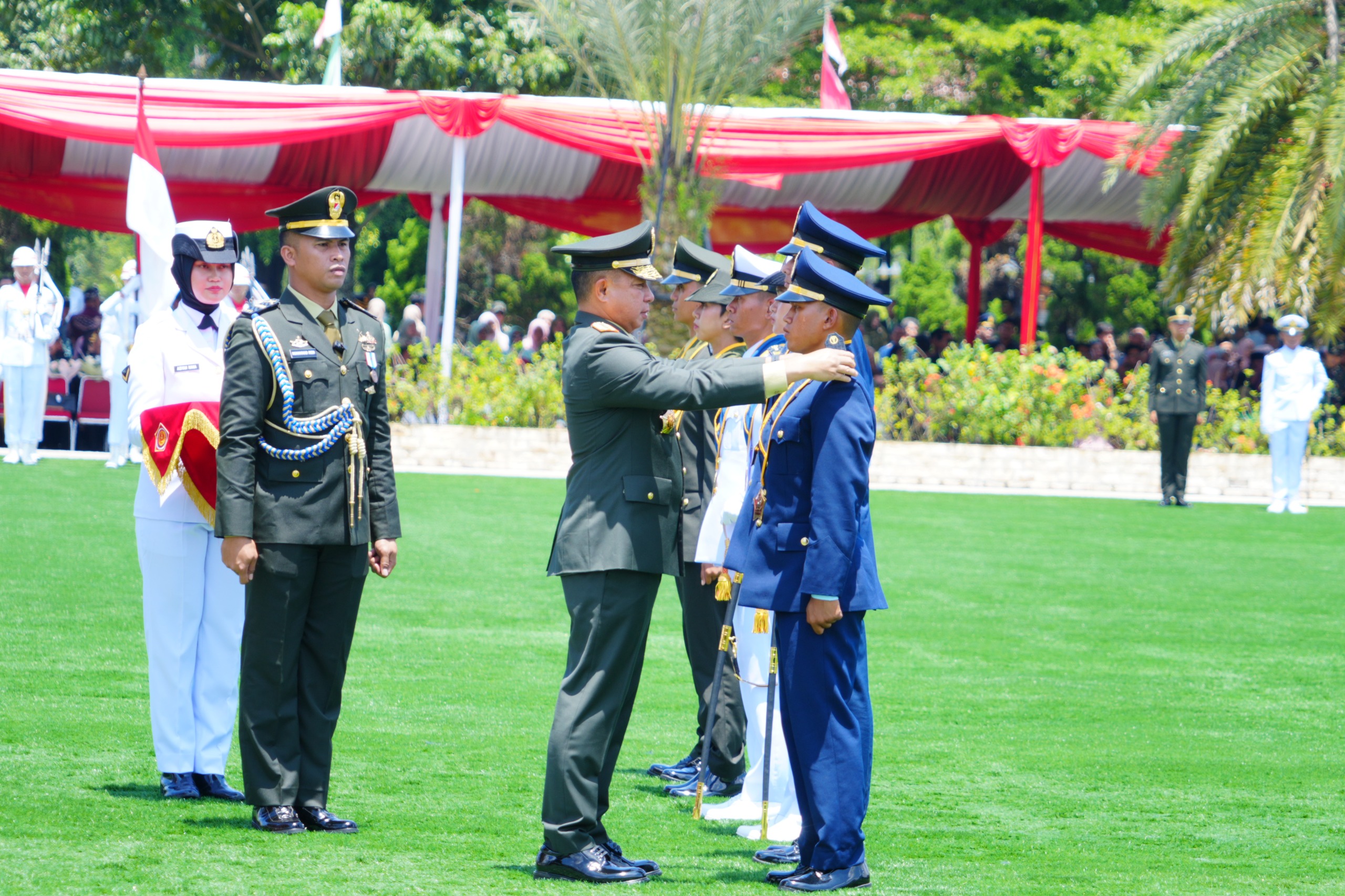 Panglima TNI Lantik 796 Perwira Prajurit Karier TNI Reguler dan Progsus TA 2026