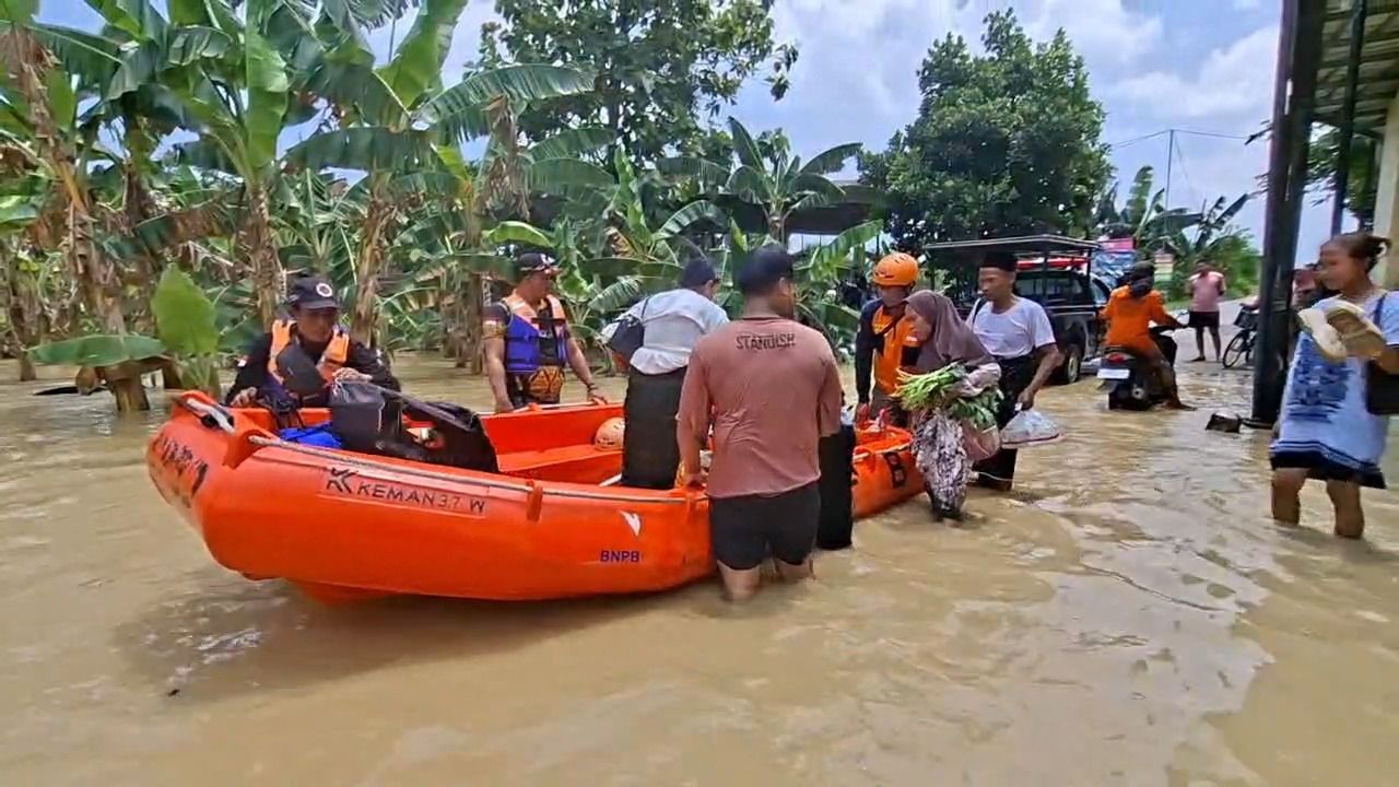 Banjir Melanda Demak, 583 Jiwa Mengungsi dan Seorang Warga Dilaporkan Hilang