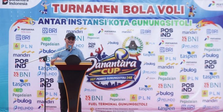 Meriahkan HUT ke-348, Wali Kota Gunungsitoli Buka Turnamen Bola Voli Danantara Cup 2026