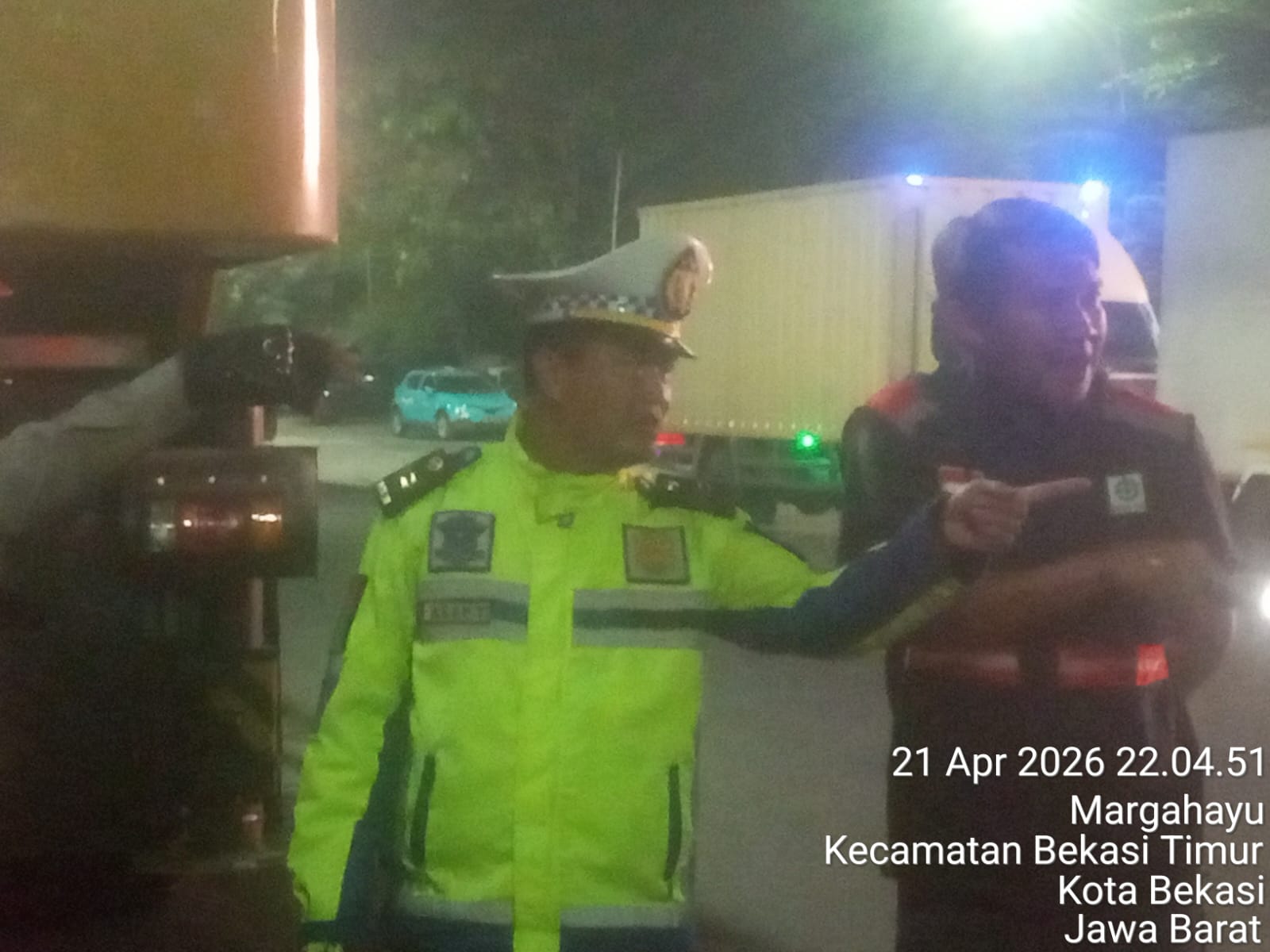 Dukung Pembangunan Tol Becakayu, Gapura Landmark Dibongkar Pemkot Kota Bekasi