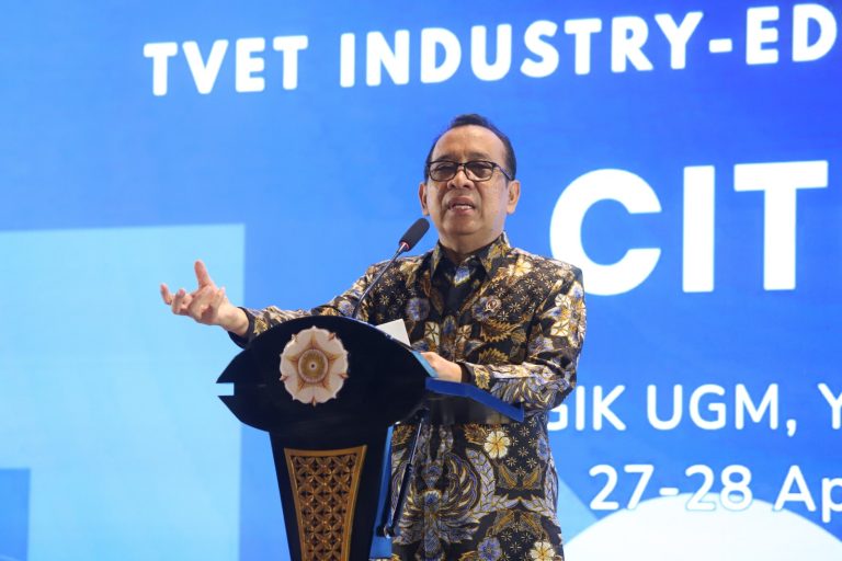 Menko PMK Tekankan Pentingnya Link-Match-Meaning, Pastikan Kerja Sama Vokasi-Industri Berdampak Nyata