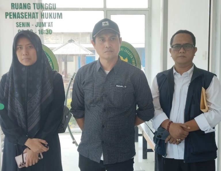 Sidang Panas Rangkong Julang Emas! Saksi Kunci Hilang, Dugaan Mafia Perdagangan Satwa Dilindungi Terkuak di Pengadilan