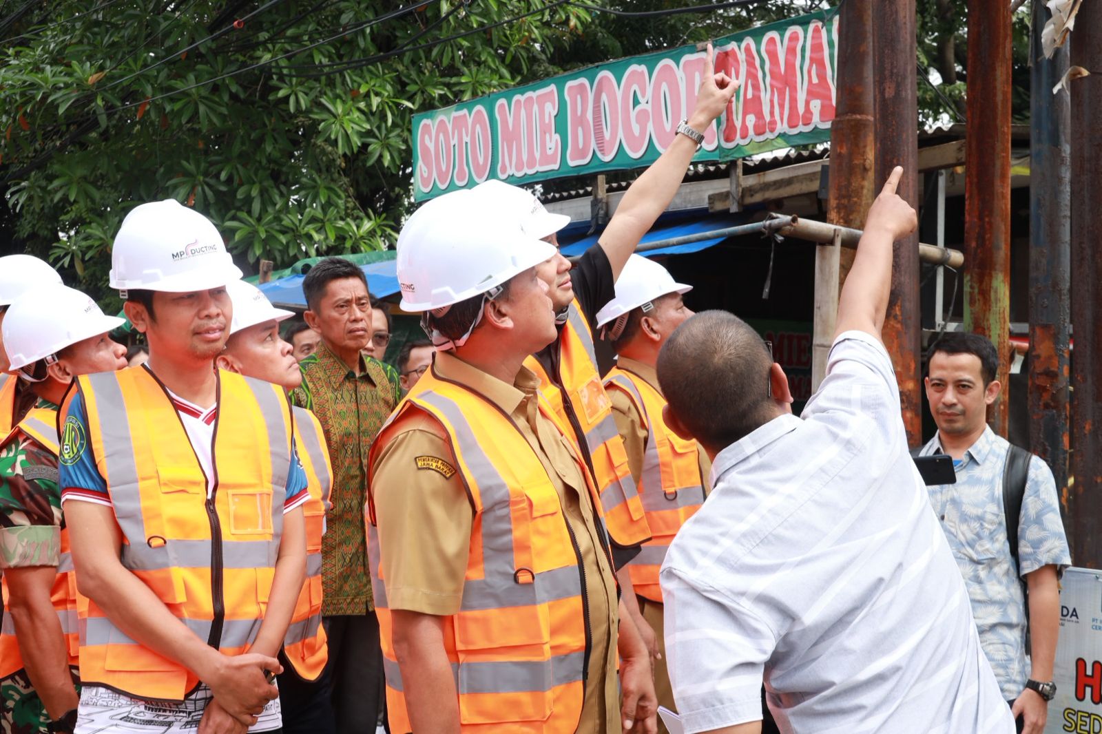 Gebrakan Besar! Wali Kota Tri Adhianto Resmikan Ducting Pertama, Kabel Semrawut di Kota Bekasi Siap Ditertibkan