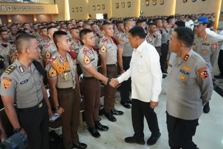 Beri Pembekalan di Akpol, Menko Polkam: Polri Harus Menjadi Institusi yang Dicintai Rakyat