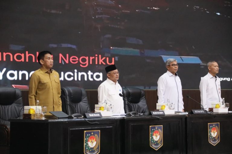 Apresiasi Peluncuran Panduan Antikorupsi, Wamendagri Wiyagus: Momentum Perkuat Reformasi Hukum dan Birokrasi