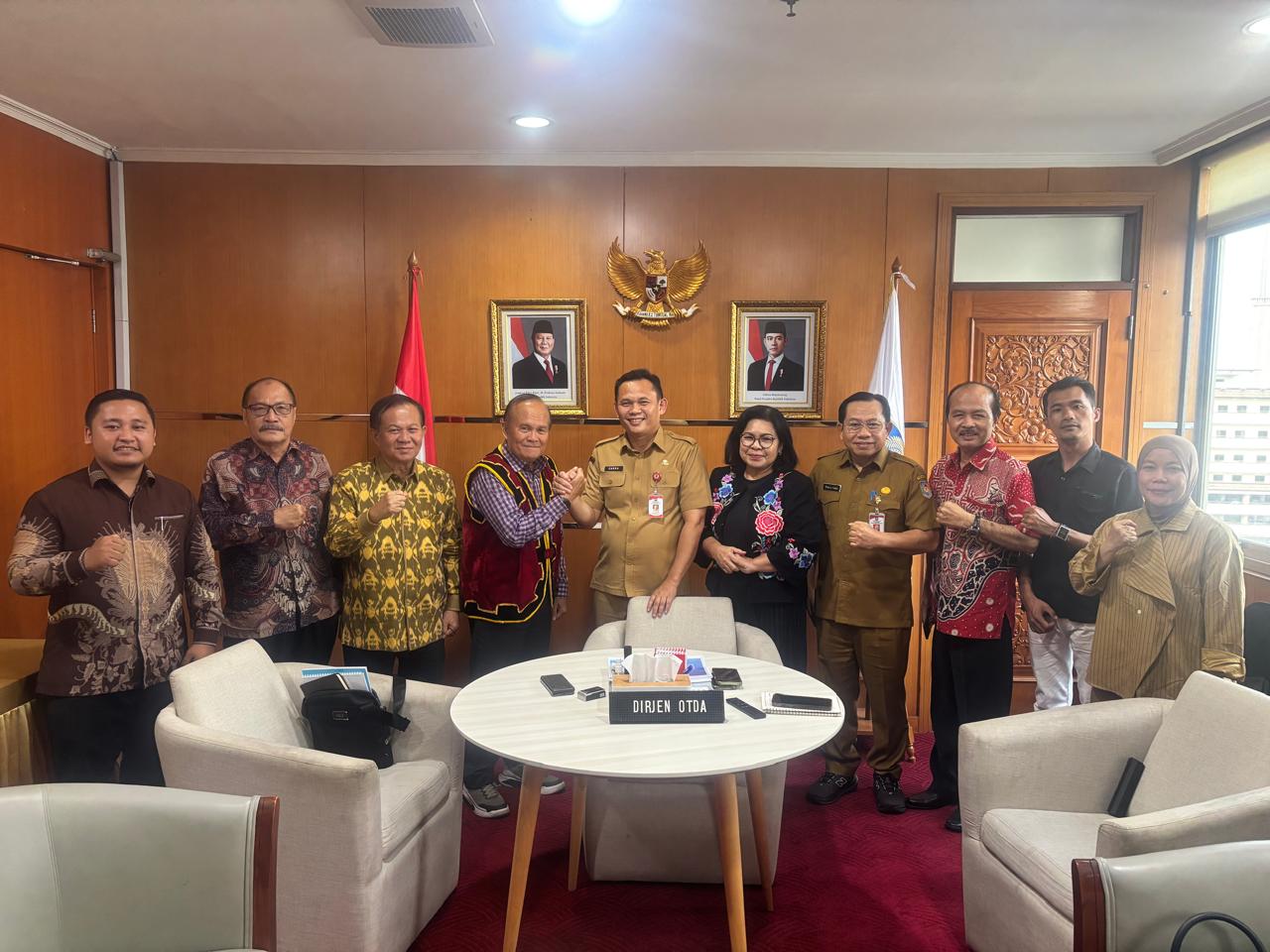 www.bintasara.com/pembentukan provinsi kepulauan Nias