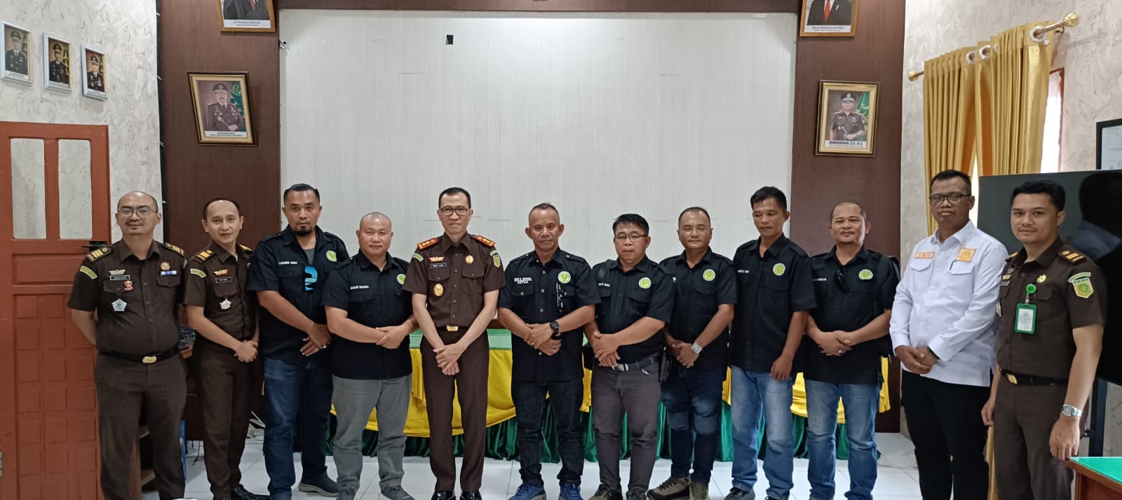 https://bintasara.com/Audiensi FORWAKA Nias Selatan