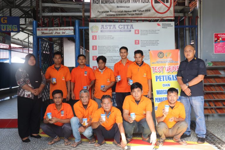 Perkuat Pembinaan dan Pengawasan, Lapas Rantauprapat Laksanakan Tes Urine WBP