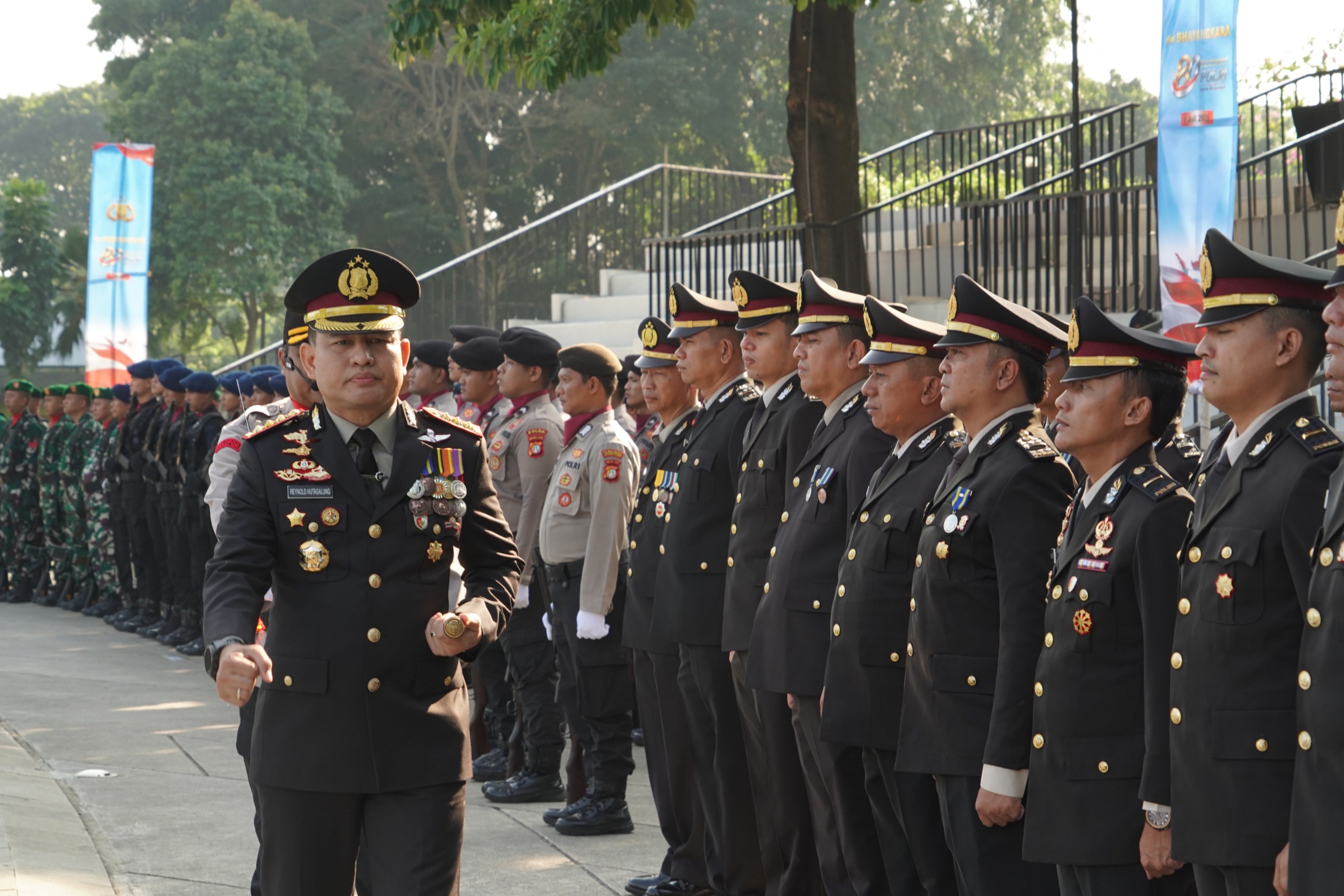 https://bintasara.com/HUT Bhayangkara Ke-80