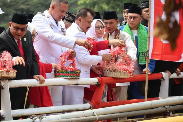 https://bintasara.com/Tabur Bunga Sasak Kapuk