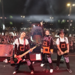 Konser Musik di Kota Tua Dihentikan, Vokalis Band Kotak Alami Sesak Napas Akibat Gas Misterius