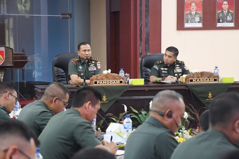Pangdam IV/Diponegoro Tekankan Disiplin Prajurit, Kesiapsiagaan Bencana, dan Sinergi Program Nasional