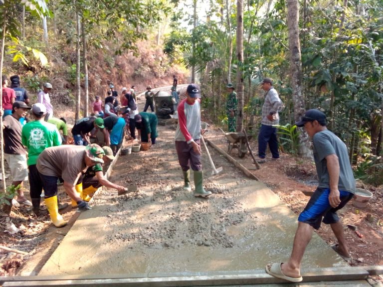 Bakti TNI AD Kodim Banyumas Hari ke-14: Infrastruktur Rampung, Aksi Sosial Jangkau Warga