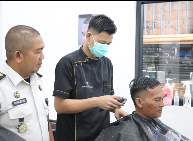 Bekali Warga Binaan, Lapas Rantauprapat Asah Keahlian Pangkas Rambut Profesional