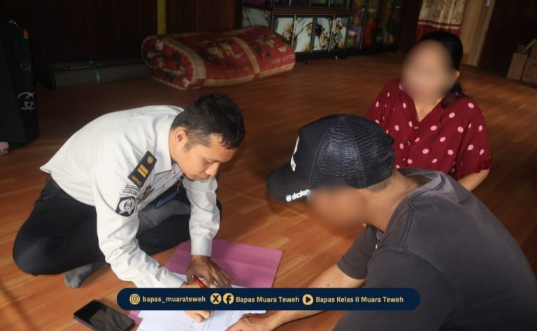 PK Bapas Muara Teweh Laksanakan Home Visit Sekaligus Pengisian Survei KKM