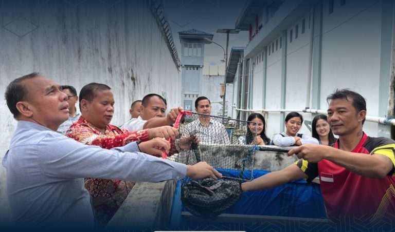 Panen 30 Kg Ikan Lele, Lapas Gunungsitoli Perkuat Ketahanan Pangan Melalui Budidaya Perikanan