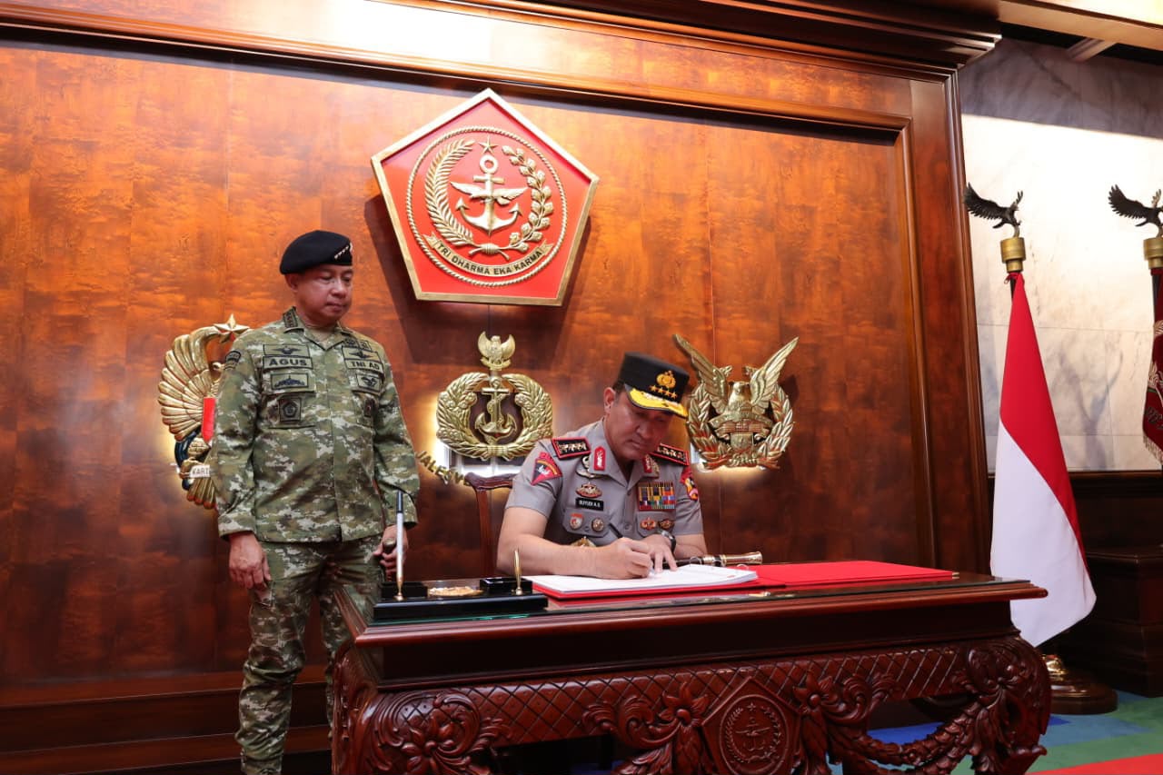 https://bintasara.com/Sinergi TNI-Polri